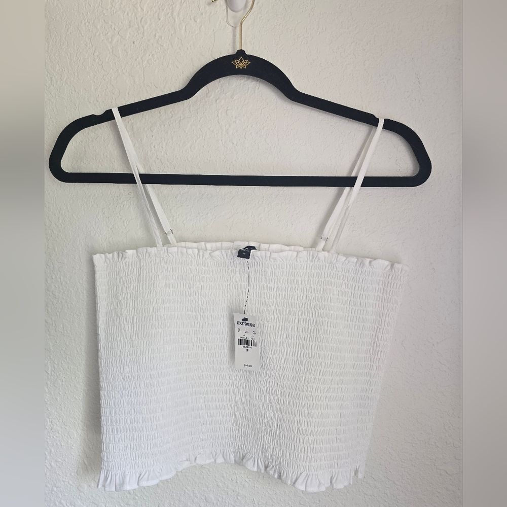 NWT Express White Smocked Cropped Cami Size M - Picture 2 of 8